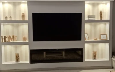 Mueble de salón a medida con iluminación LED y televisión integrada